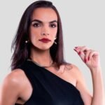 Logo da empresa Tita Serafim Consultora de Imagem e Estilo em Guarapari ES