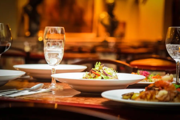 Melhores restaurantes, bares e cafeterias em Guarapari: Guia Completo