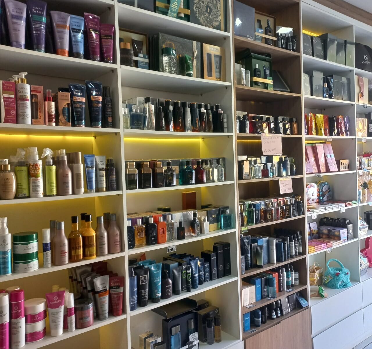 Cida Ramos Cosméticos Cida Ramos Cosméticos - Perfumarias e Cosméticos em Guarapari